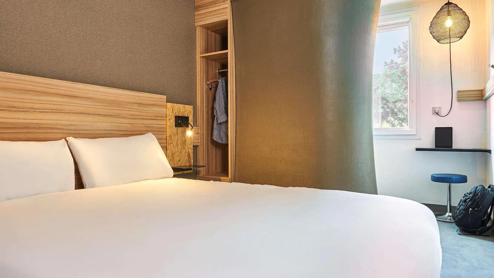 Hotell Greet Paris Porte De La Chapelle - Arena