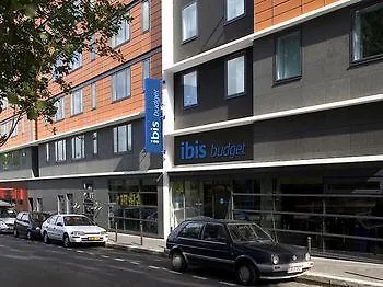 Hotell Greet Paris Porte De La Chapelle - Arena